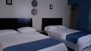 Espacio para trabajar con laptop y wifi gratis 
