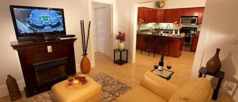 TV, fireplace
