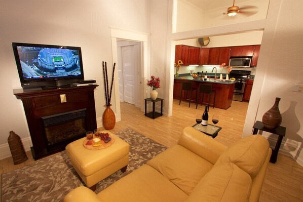 TV, fireplace