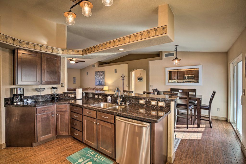 ثلاجة، ميكروويف، فرن، موقد طهي مسطح