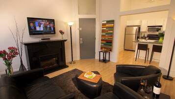 Flat-screen TV, fireplace