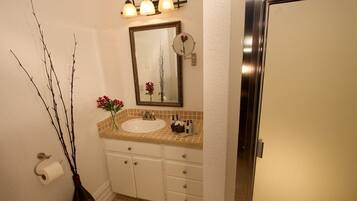 Hair dryer, towels