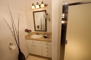 Hair dryer, towels