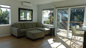 テレビ、DVD プレーヤー、書庫、ビデオライブラリ