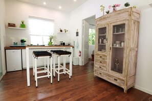 Coffee/tea maker, cookware/dishes/utensils - Villas Casa Blanca - Casa Fuchsia (Ojochal)