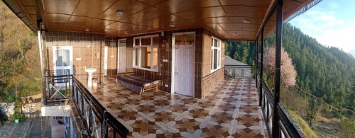 Shanti jungle cottages.A perfect home to stay in Shimla in very reasonable price