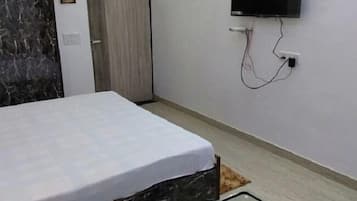 Family Room | Free WiFi