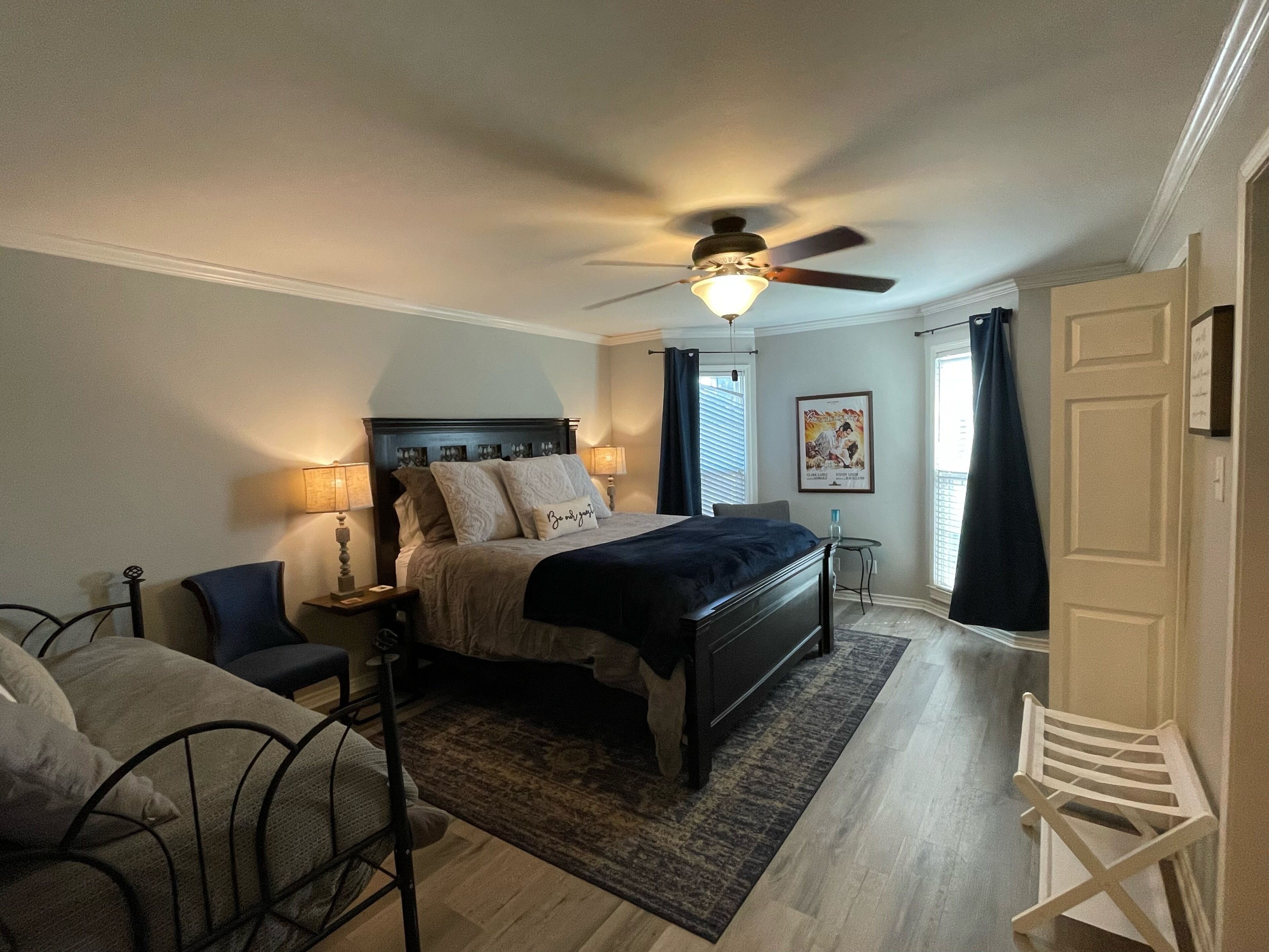 3 soverom, strykejern/-brett, reiseseng for barn og wi-fi (inkludert)