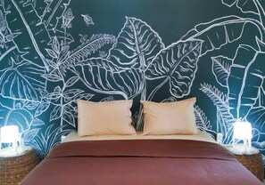 Deluxe Double Room | Free WiFi, bed sheets - Snooze Ijen (Banyuwangi)