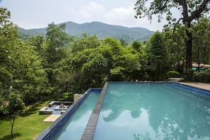Piscine extérieure