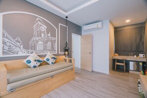 In-room safe, individually decorated, desk, free WiFi - Peranakan House (Wichit)