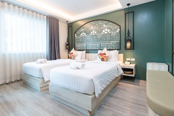 Superior Double or Twin Room | In-room safe, individually decorated, desk, free WiFi - Peranakan House (Wichit)
