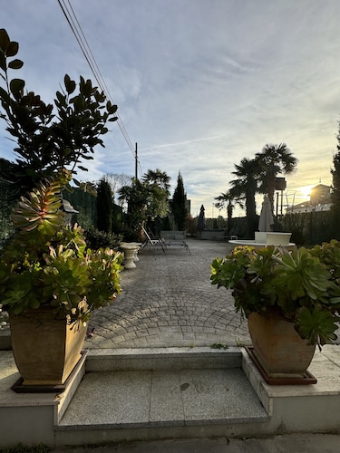 Indian type Villatosabellacasa