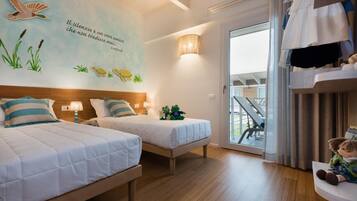 1 chambre, fer et planche Ă  repasser, Internet gratuit, draps fournis