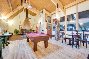 Games room - Fire Pit + Community Perks: Gouldsboro Cabin! (Gouldsboro)