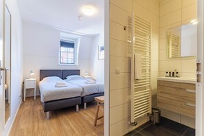 3 bedrooms, WiFi