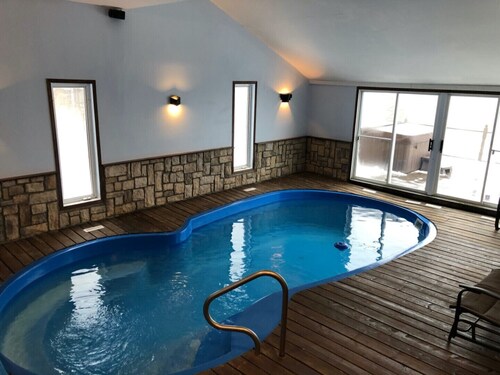 Chalet Divin #076 with inside pool
