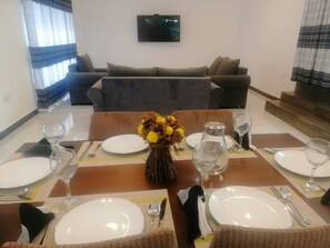 Dining - Signature Kandy (Kandy)