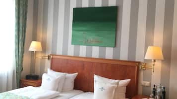 Allergikerbettwaren, Minibar, Zimmersafe, individuell dekoriert