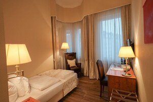 Ropa de cama hipoalergénica y minibar 