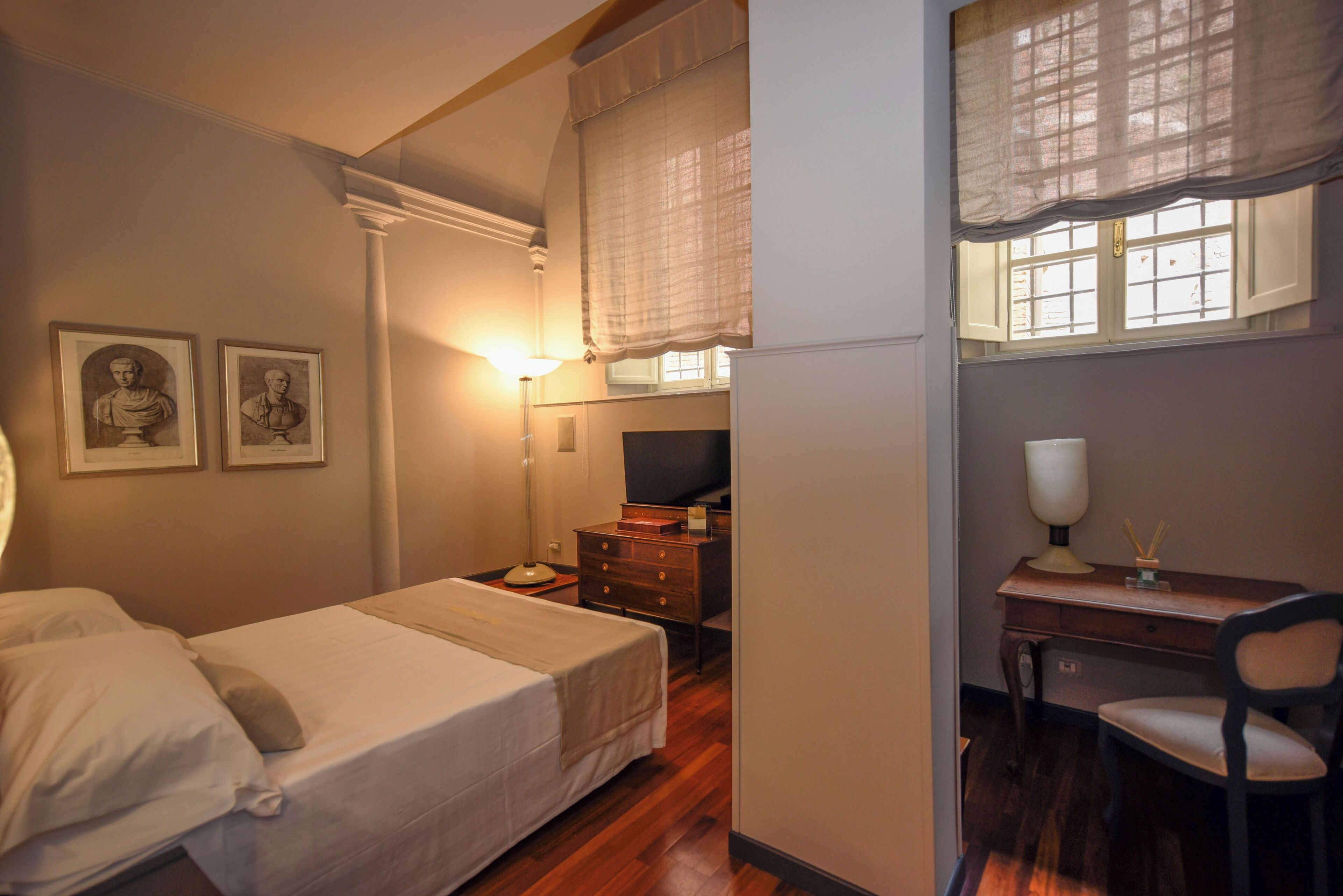 superior room | minibar, in-room safe, blackout curtains, soundproofing