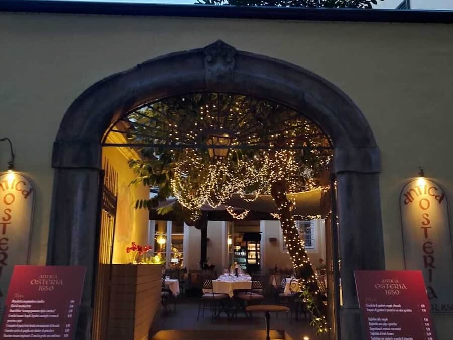 Lokale und internationale Küche