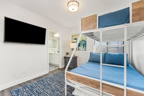 6 bedrooms, iron/ironing board, travel cot, free WiFi