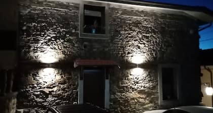 ❤️La little house of the walnut ❤️"5 Terre- Val di Vara" CIN IT011025C2IHR8MT35
