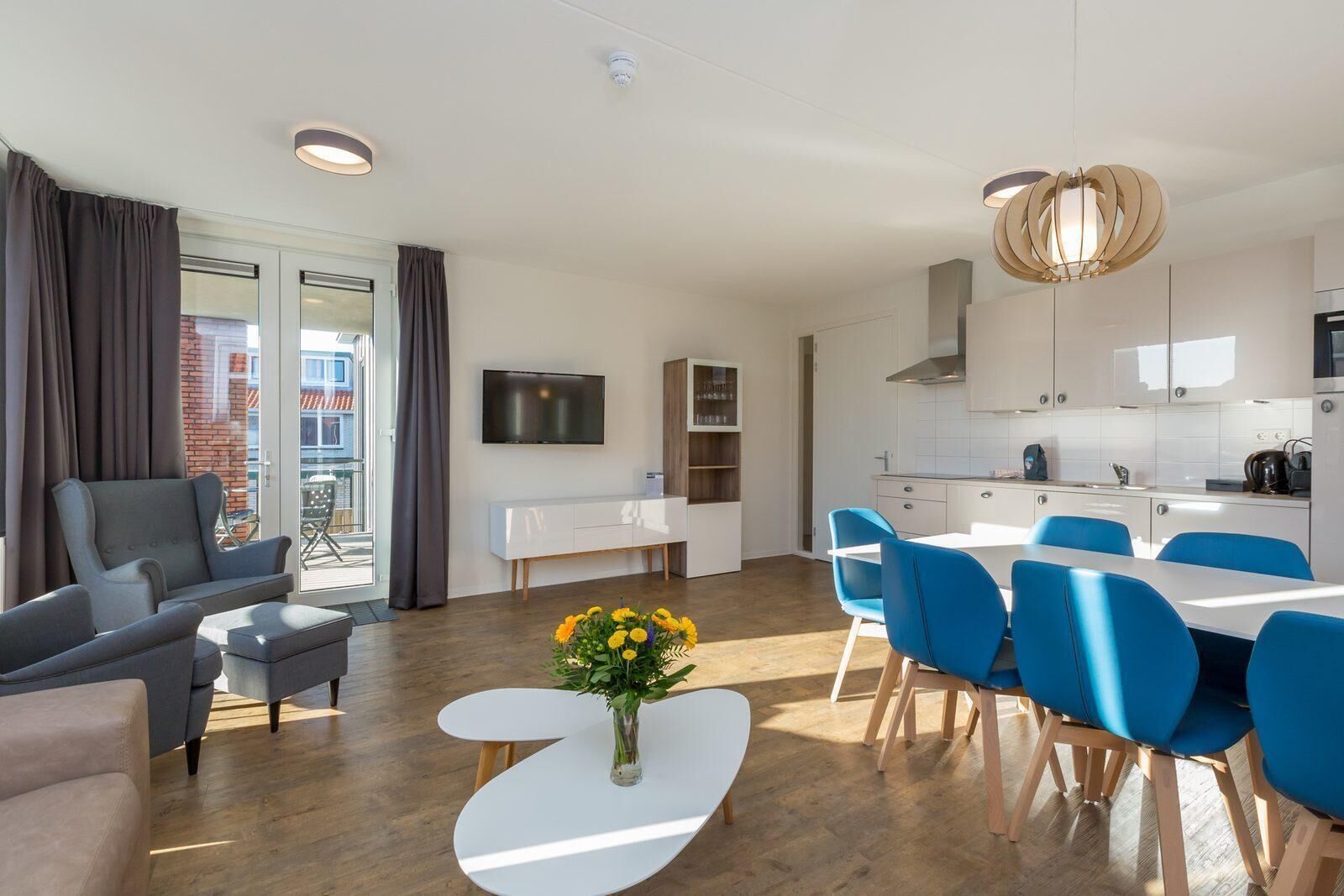 المنشأة من الداخل