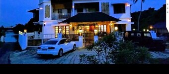 Stay In the city. But in a village ambience.. Over looking the forest