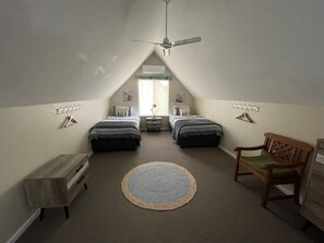3 bedrooms, iron/ironing board, travel cot, free WiFi - Villa, free fast WIFI, 150m to beach, quiet, fenced, 2 car undercover parking (Dunsborough)