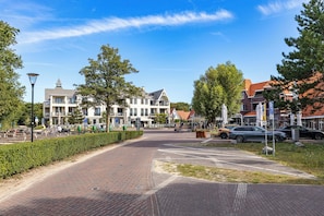 Esterni