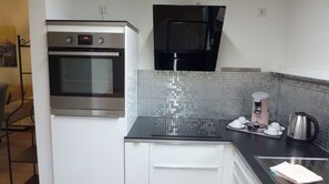 Fridge, microwave, toaster