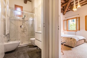 Shower, bidet