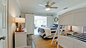 3 bedrooms, iron/ironing board, WiFi, bed sheets