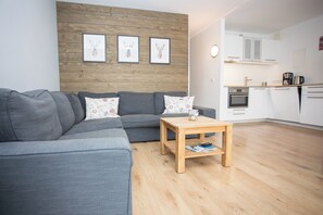 TV, Netflix, streaming services