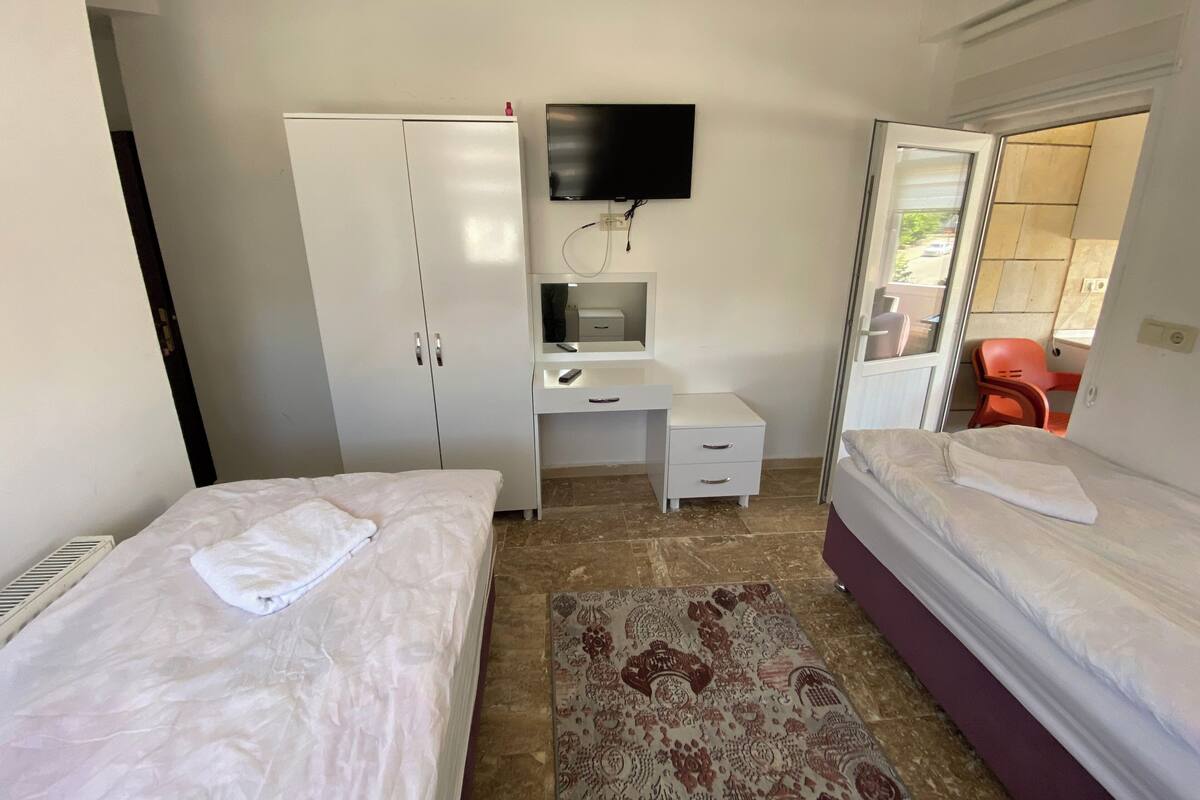Appartement traditionnel, 1 chambre | Bureau, espace de travail pour ordinateurs portables
