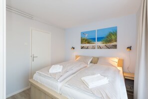 2 bedrooms, internet