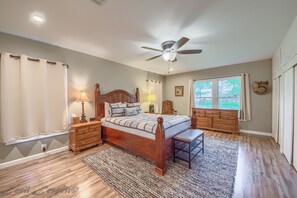 Master bedroom with a queen size bed!