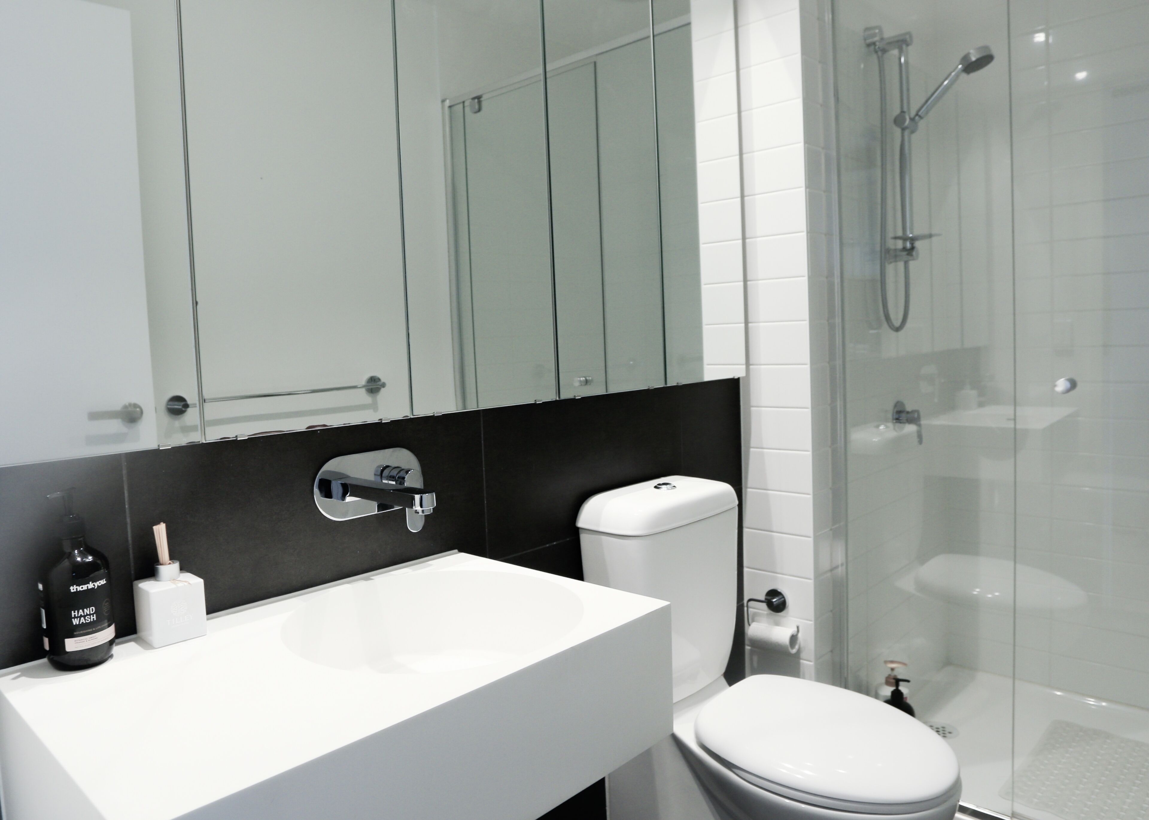 Stunning 2 Bedrooms High Floor City View