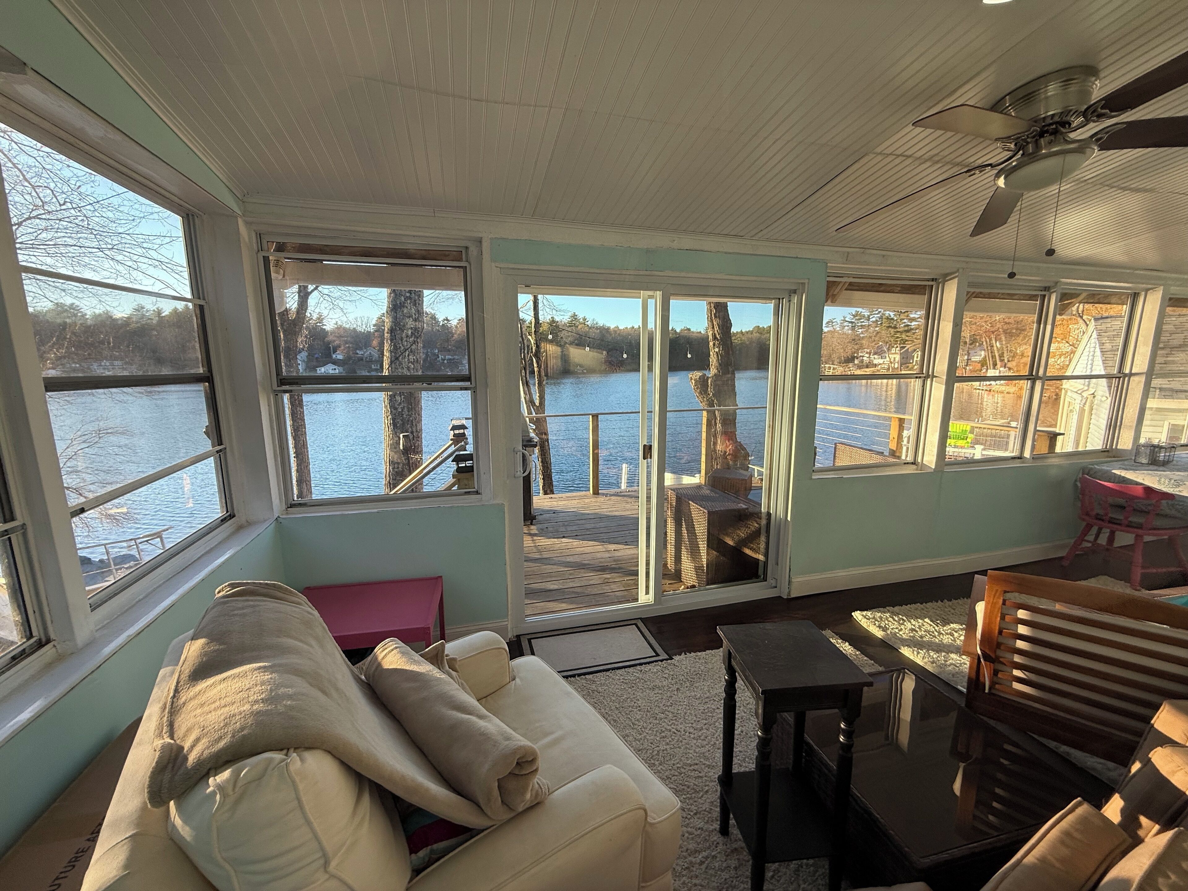 Téléviseur connecté, jeux vidéo, Netflix, jouets