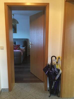 1 chambre, coffres-forts dans les chambres, fer et planche à repasser