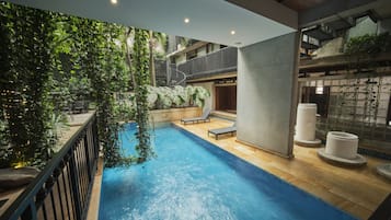 Utomhuspool