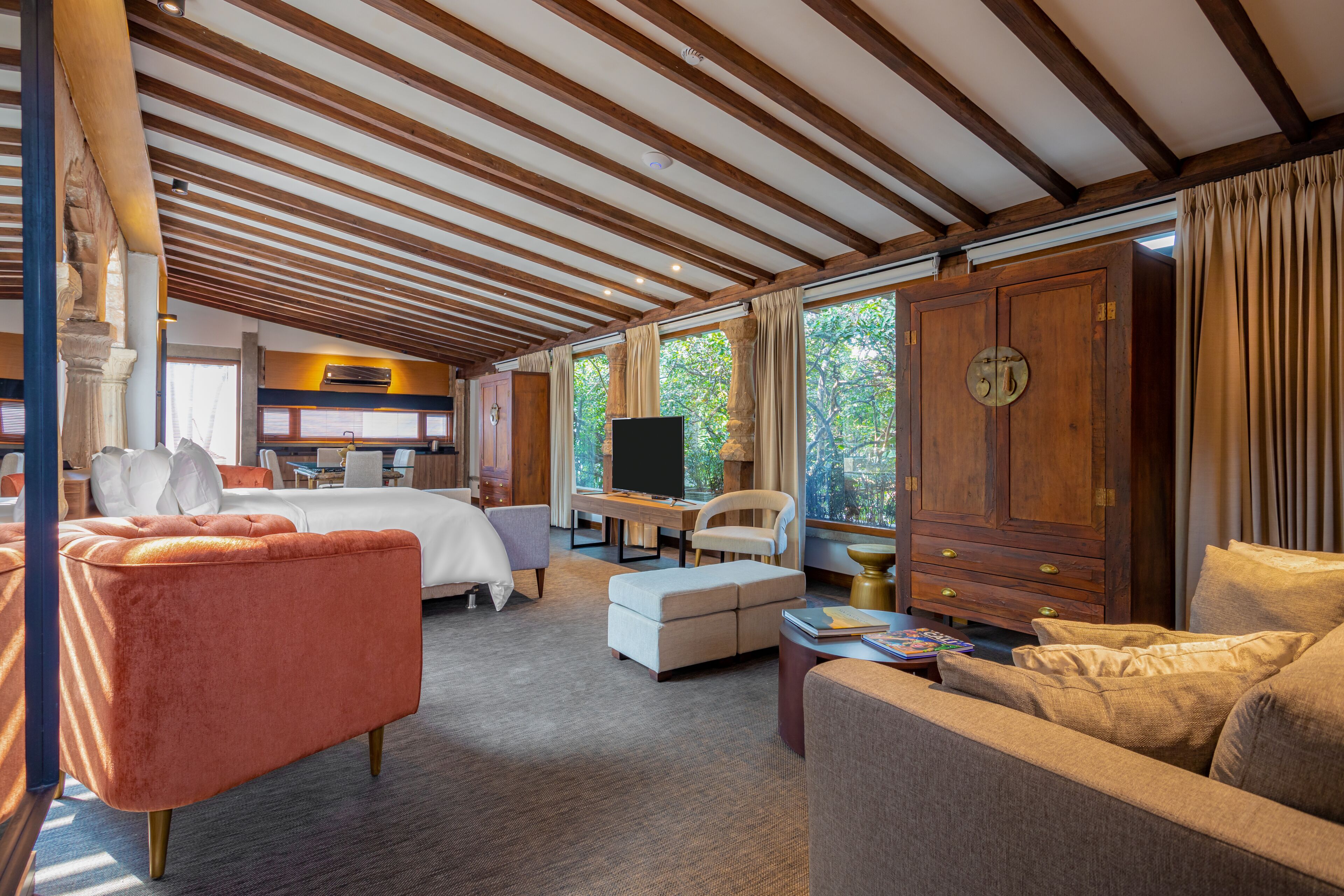 grand suite | 1 bedroom, premium bedding, down duvets, minibar