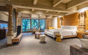 Superior Room | Premium bedding, in-room safe, individually decorated - Alko Hotel Casa Nispero (Cali)