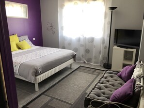 بديكورات فريدة لكل غرفة وطراز فريد لكل وحدة وواي فاي مجانًا