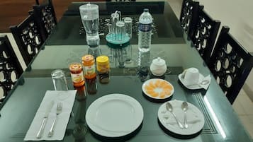 Sudah termasuk sarapan ala Inggris setiap hari