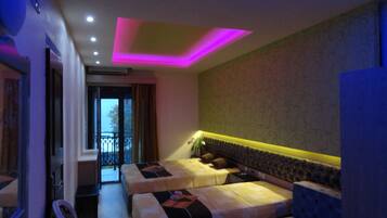 Superior Studio, Sea View