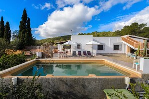 Piscine extérieure