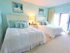 1 slaapkamer, een strijkplank/strijkijzer, gratis wifi, beddengoed